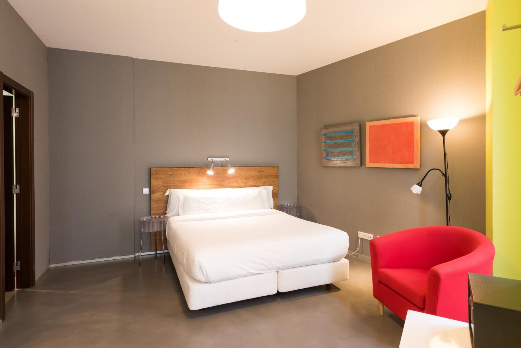Alfama - Lounge Aparthotel 3*